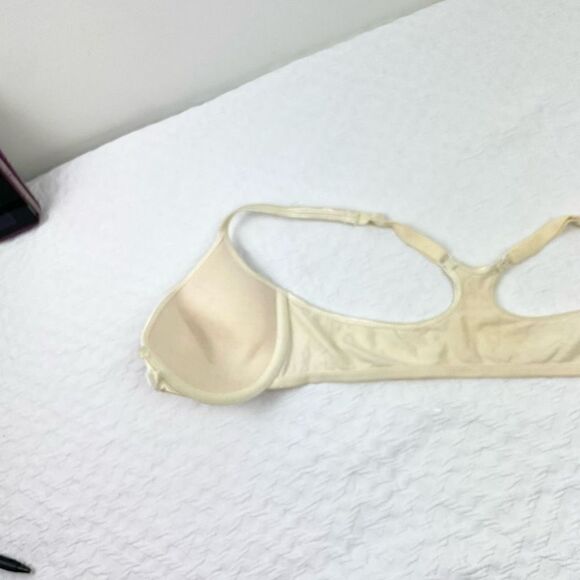 BUY 1 GET 1 FREE vanity fair 34c cotton front close bra lightly lined cake batte - Picture 2 of 9